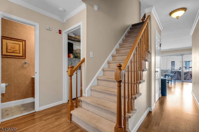 36 Carlisle Ct, Franklin Twp., NJ 08873