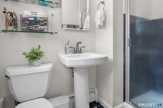 31 Hartford Turnpike, Tolland, CT 06084