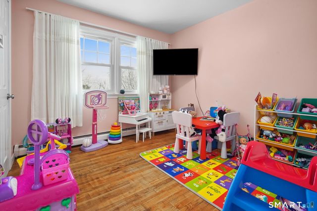 31 Hartford Turnpike, Tolland, CT 06084