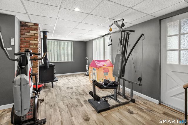 31 Hartford Turnpike, Tolland, CT 06084