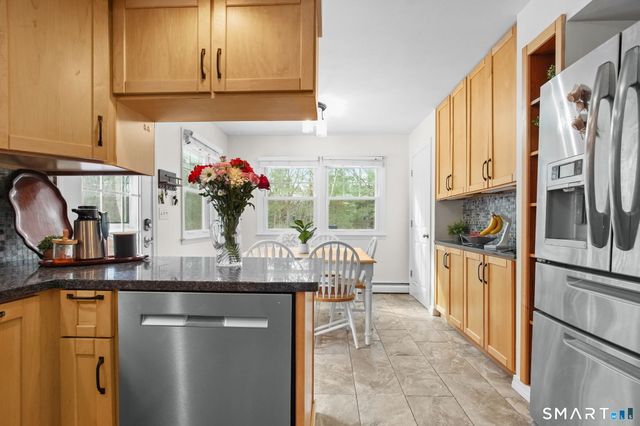 31 Hartford Turnpike, Tolland, CT 06084