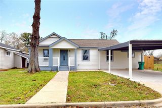 912 Seymour Street, Pasadena, TX 77506