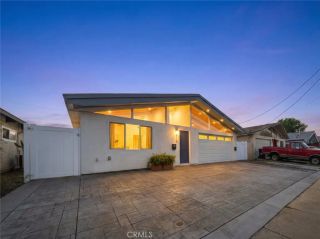 13010 Hartland Street, North Hollywood, CA 91605
