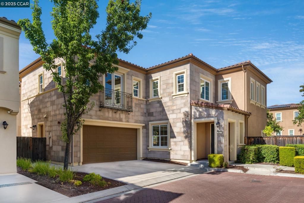 Image 1 of property listing at 3454 Cinnamon Ridge Rd, San Ramon, CA 94582