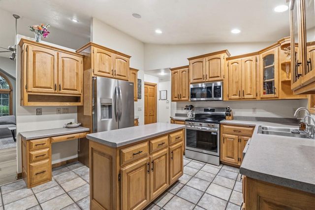 1569 REDSTONE TRAIL, Green Bay, WI 54313