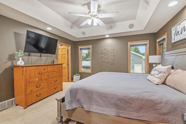 1569 REDSTONE TRAIL, Green Bay, WI 54313
