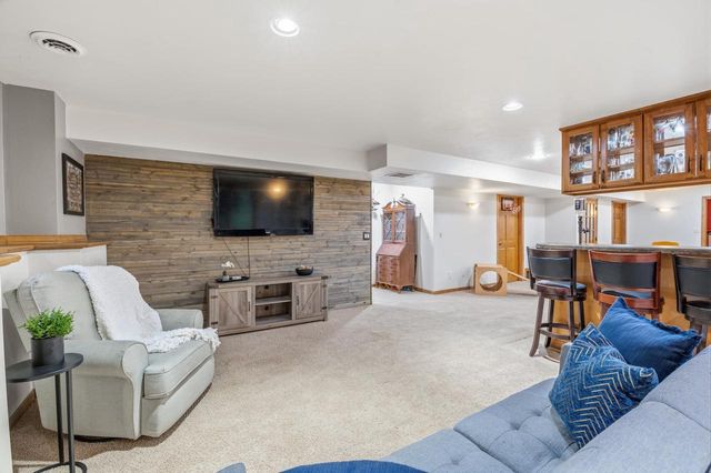 1569 REDSTONE TRAIL, Green Bay, WI 54313