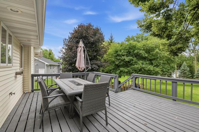 1569 REDSTONE TRAIL, Green Bay, WI 54313