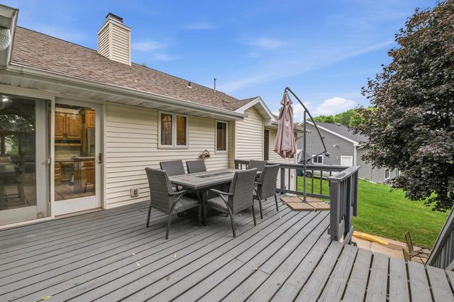 1569 REDSTONE TRAIL, Green Bay, WI 54313