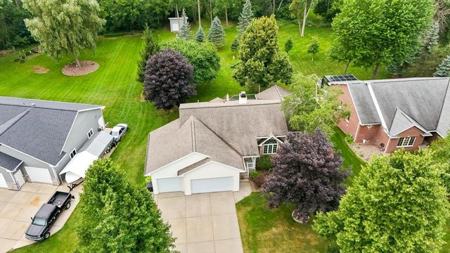 1569 REDSTONE TRAIL, Green Bay, WI 54313