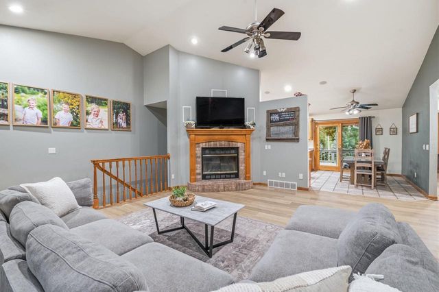 1569 REDSTONE TRAIL, Green Bay, WI 54313