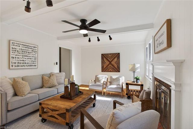 101 Wilderness RD, Hampton, VA 23669