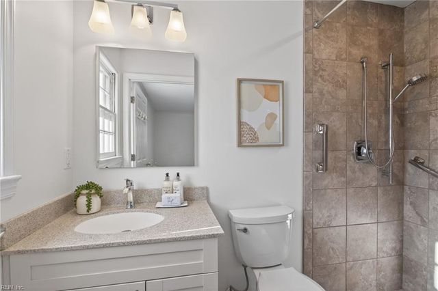 101 Wilderness RD, Hampton, VA 23669