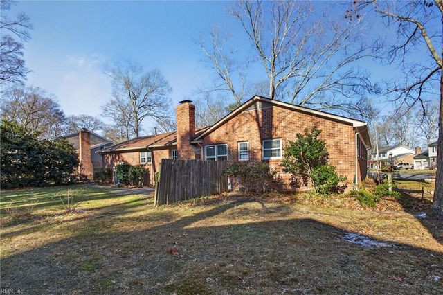 101 Wilderness RD, Hampton, VA 23669
