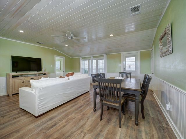 523 S Station St H, Port Aransas, TX 78373