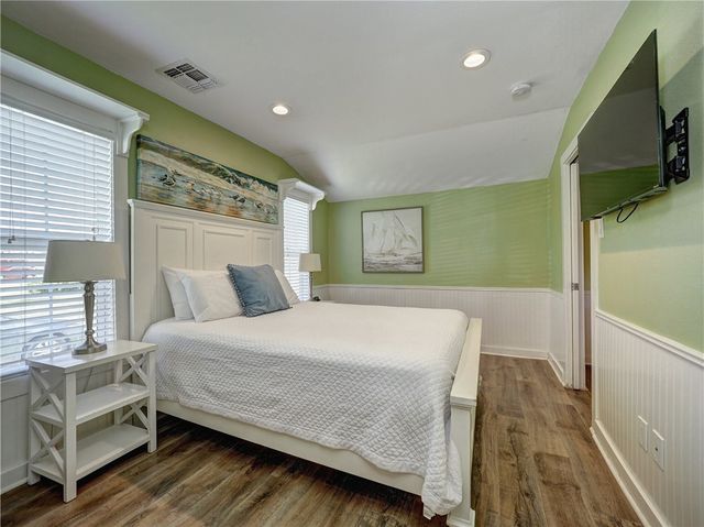 523 S Station St H, Port Aransas, TX 78373