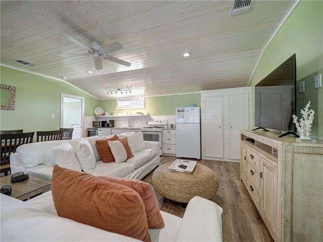 523 S Station St H, Port Aransas, TX 78373