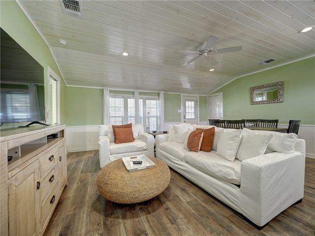 523 S Station St H, Port Aransas, TX 78373