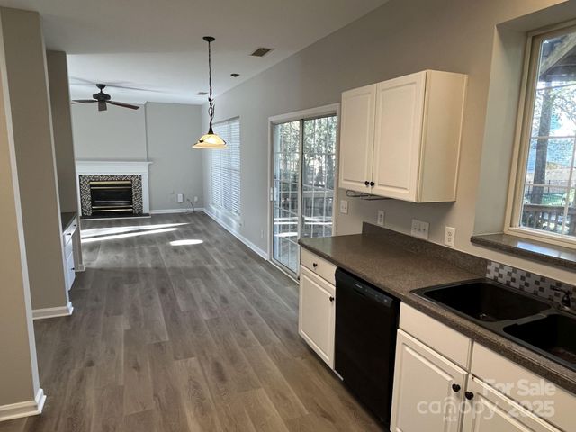 6329 Elderslie Drive, Charlotte, NC 28269