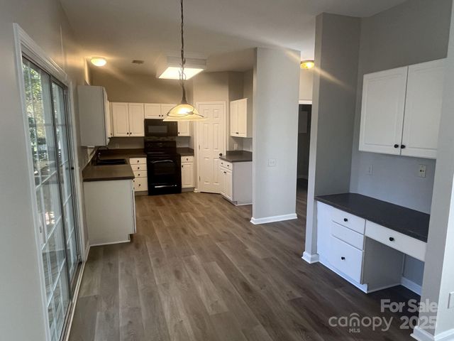 6329 Elderslie Drive, Charlotte, NC 28269