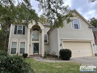 6329 Elderslie Drive, Charlotte, NC 28269