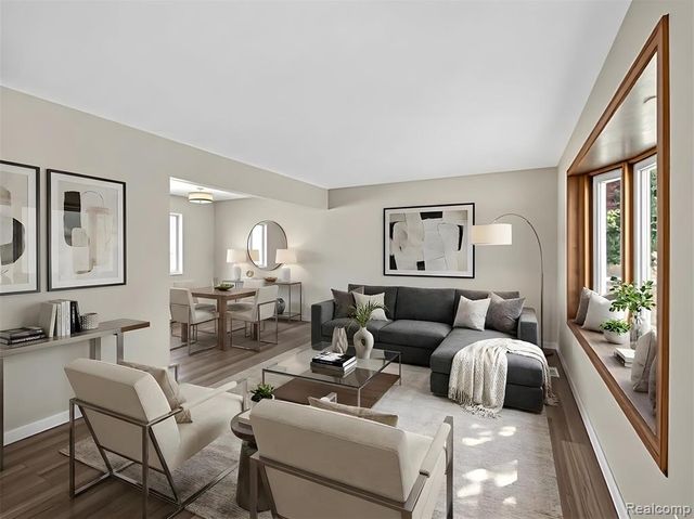 4667 Bloomfield Drive, Sterling Heights, MI 48310