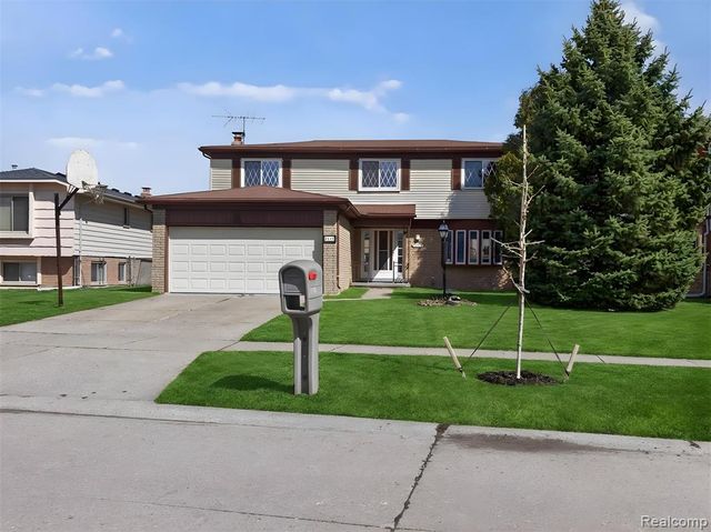 4667 Bloomfield Drive, Sterling Heights, MI 48310