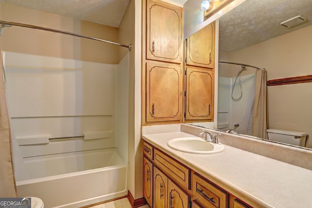 113 Black Oak Court, Stockbridge, GA 30281