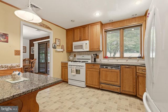 854 BURROWS RUN RD, Chadds Ford, PA 19317