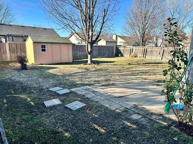 8154 W 16th Ct N, Wichita, KS 67212