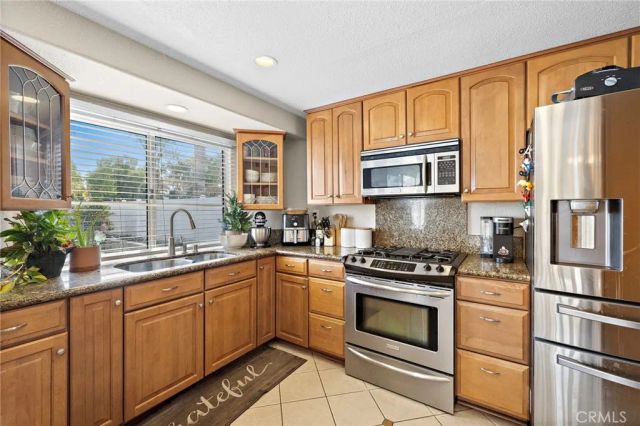 24207 Old Country, Moreno Valley, CA 92557