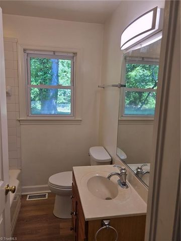 4015 Dalton Street, Winston-salem, NC 27105