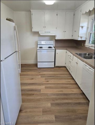 4015 Dalton Street, Winston-salem, NC 27105