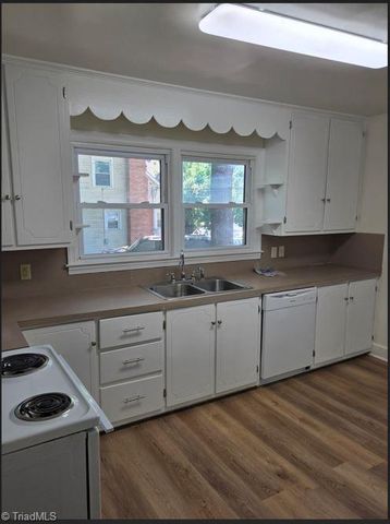 4015 Dalton Street, Winston-salem, NC 27105
