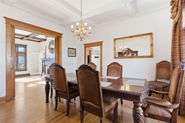 1215 N Benton Avenue, Springfield, MO 65802