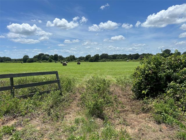 24659 Richards Road, Hempstead, TX 77445
