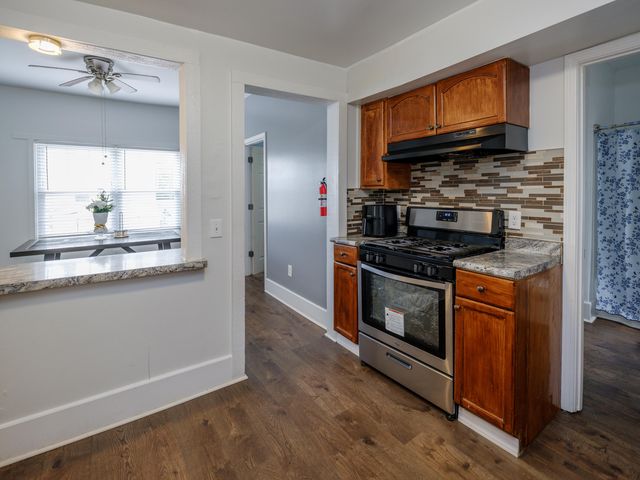813 Reed Street, Kalamazoo, MI 49001