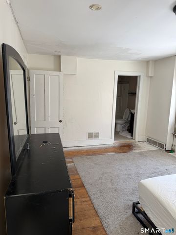 67 Summer Street, Bristol, CT 06010