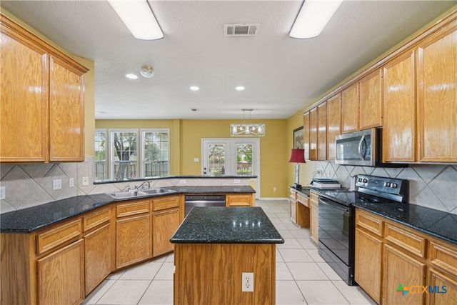 113 E Running Wolf Trail, Harker Heights, TX 76548