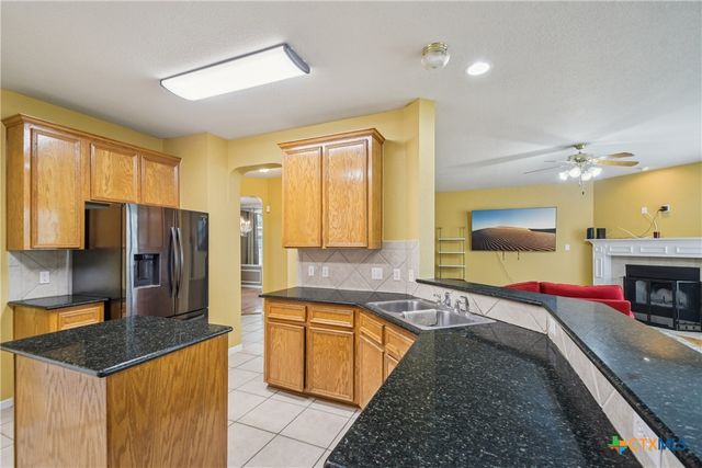 113 E Running Wolf Trail, Harker Heights, TX 76548