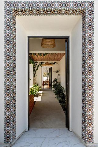 809 Sandy Court, Encinitas, CA 92024