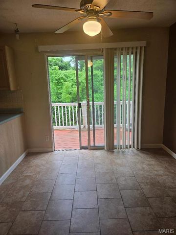 1768 S Wisteria Drive 2, St Charles, MO 63303