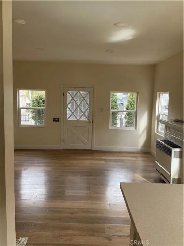 620 W 41st, Los Angeles, CA 90037