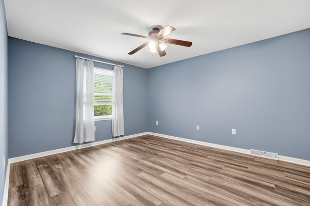 1229 Darvyville Drive, Florence, KY 41042