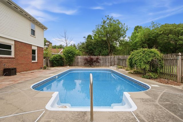 1229 Darvyville Drive, Florence, KY 41042