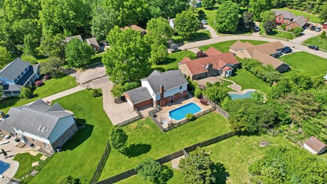 1229 Darvyville Drive, Florence, KY 41042