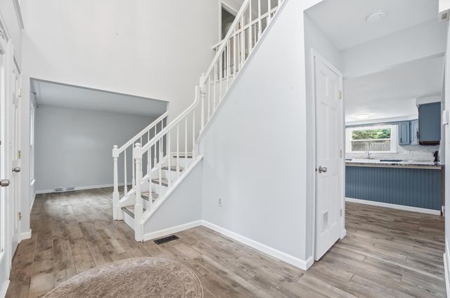 1229 Darvyville Drive, Florence, KY 41042
