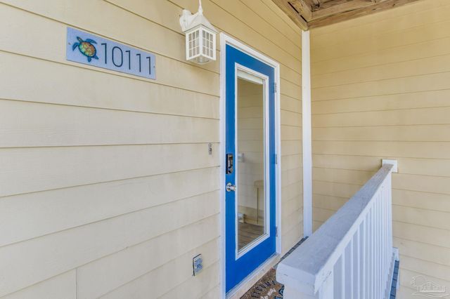 10111 Sinton Dr, Pensacola, FL 32507