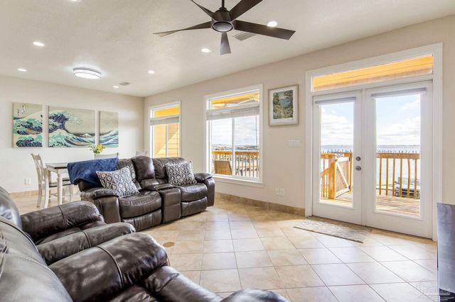 10111 Sinton Dr, Pensacola, FL 32507