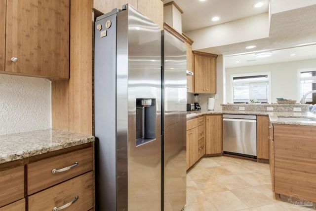 10111 Sinton Dr, Pensacola, FL 32507